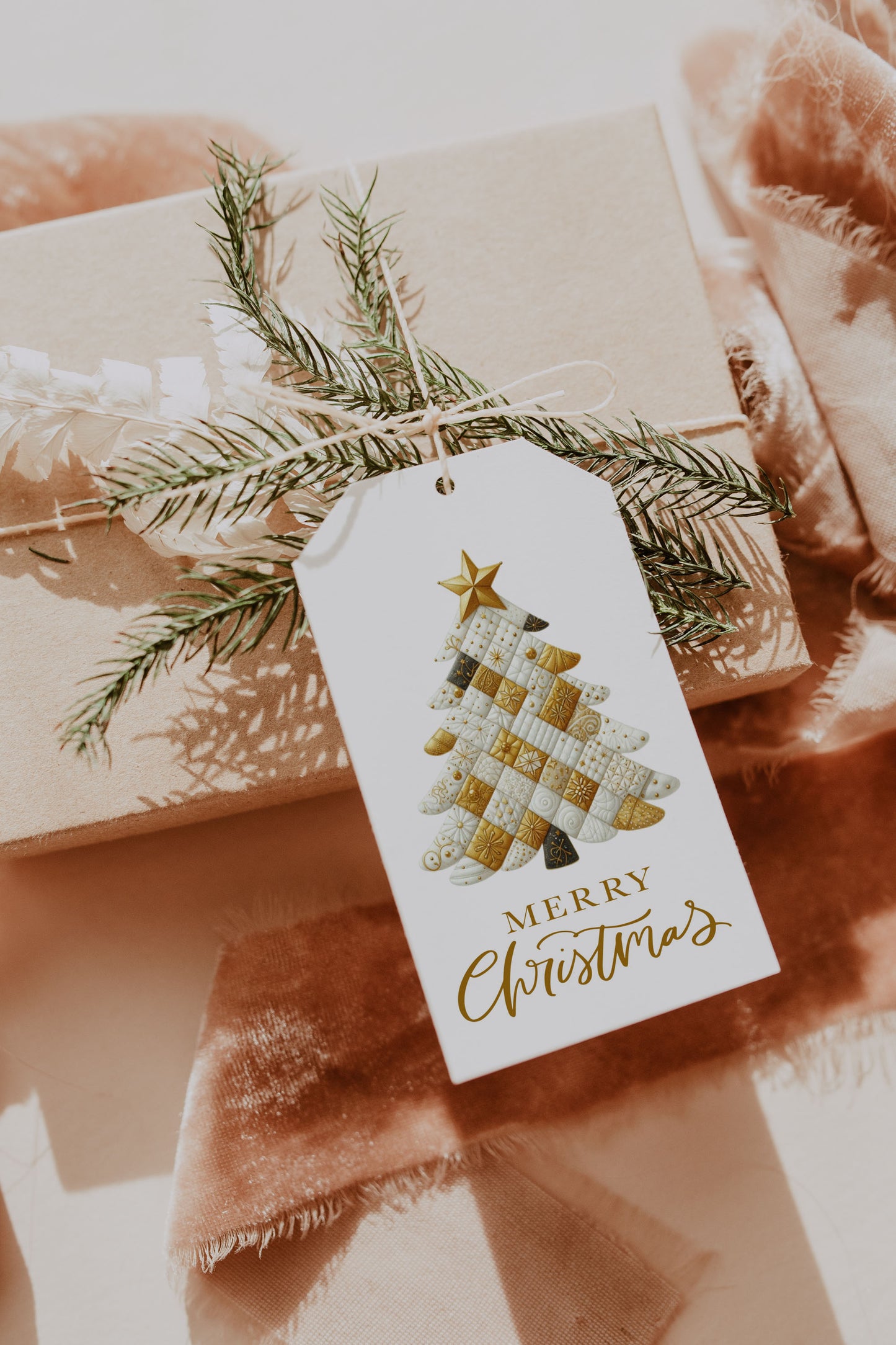 Quilted Gold Christmas Tree Gift Tag