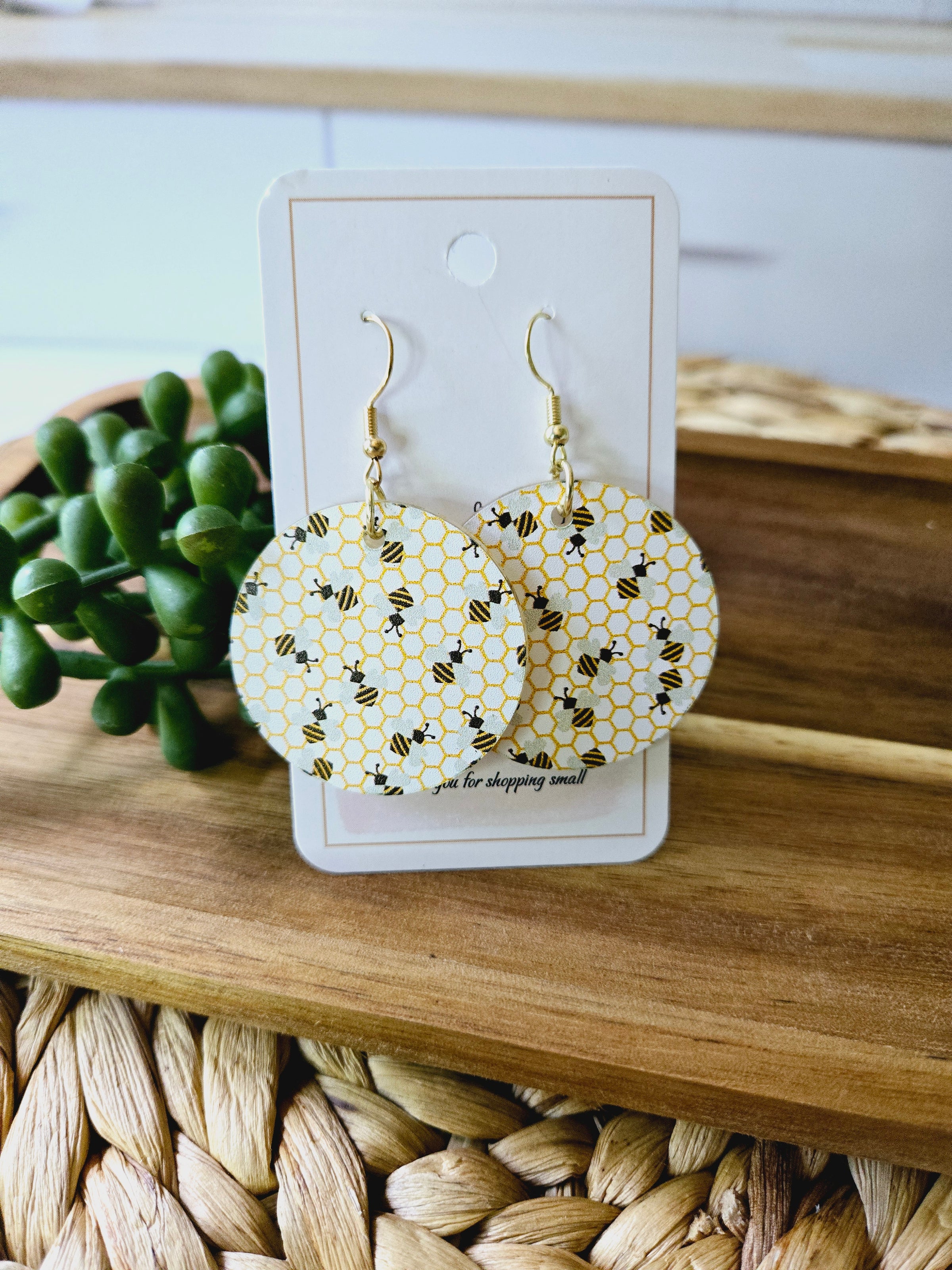 Bee Pattern Gold Round Earrings